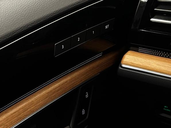 Volkswagen Touareg III с пробегом 2020 года, цена 3 999 000 рублей, 149662 км, внедорожник, Автокод Объявления