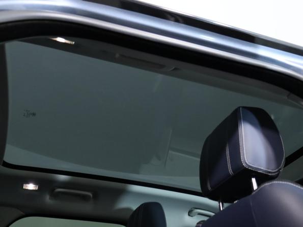 Land Rover Range Rover Velar I с пробегом 2019 года, цена 3 350 000 рублей, 92342 км, внедорожник, Автокод Объявления