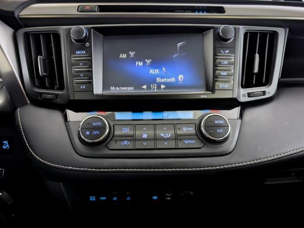 Toyota RAV4 IV (XA40) Рестайлинг с пробегом 2017 года, цена 2 325 000 рублей, 141616 км, внедорожник, Автокод Объявления