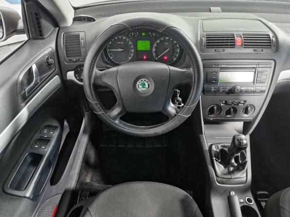 Skoda Octavia II (A5) с пробегом 2007 года, цена 373 000 рублей, 367087 км, лифтбек, Автокод Объявления