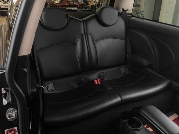 Mini Hatch II (R56) Рестайлинг с пробегом 2012 года, цена 1 279 000 рублей, 206905 км, хэтчбек, Автокод Объявления