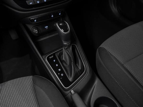 Hyundai Solaris II Рестайлинг с пробегом 2022 года, цена 1 645 000 рублей, 45148 км, седан, Автокод Объявления
