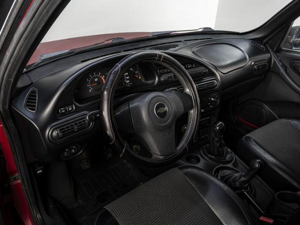 Chevrolet Niva I Рестайлинг с пробегом 2011 года, цена 689 000 рублей, 99304 км, внедорожник, Автокод Объявления