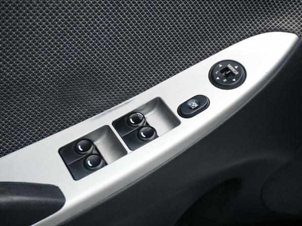Hyundai Solaris I с пробегом 2013 года, цена 739 000 рублей, 264610 км, седан, Автокод Объявления