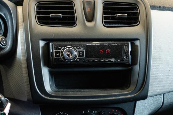 Renault Logan II с пробегом 2014 года, цена 499 000 рублей, 113614 км, седан, Автокод Объявления