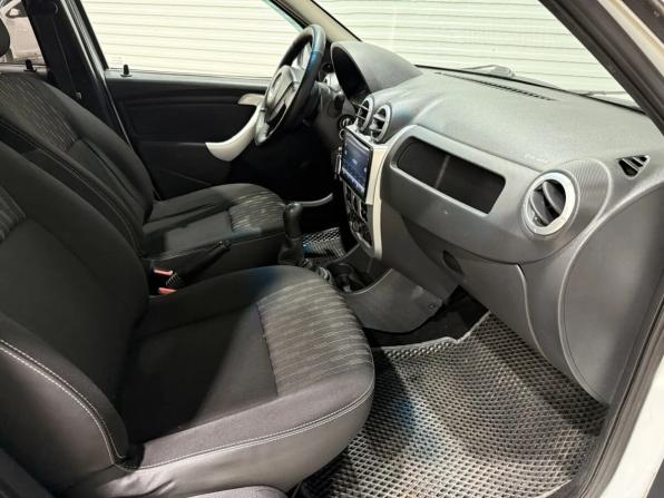 Renault Logan I Рестайлинг с пробегом 2013 года, цена 410 000 рублей, 135000 км, седан, Автокод Объявления