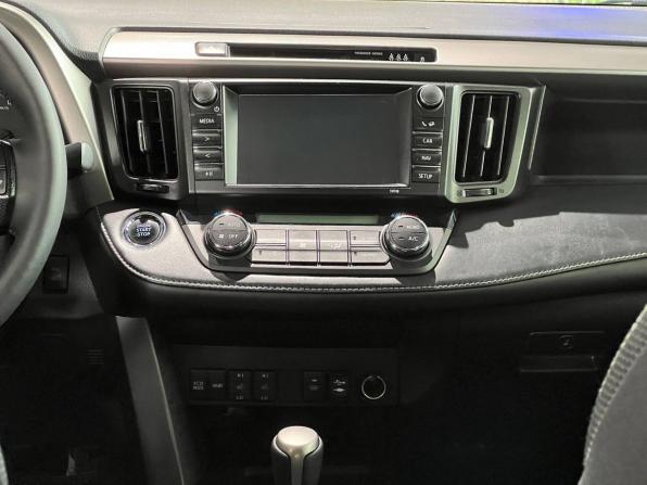 Toyota RAV4 IV (XA40) Рестайлинг с пробегом 2017 года, цена 2 420 000 рублей, 152831 км, внедорожник, Автокод Объявления