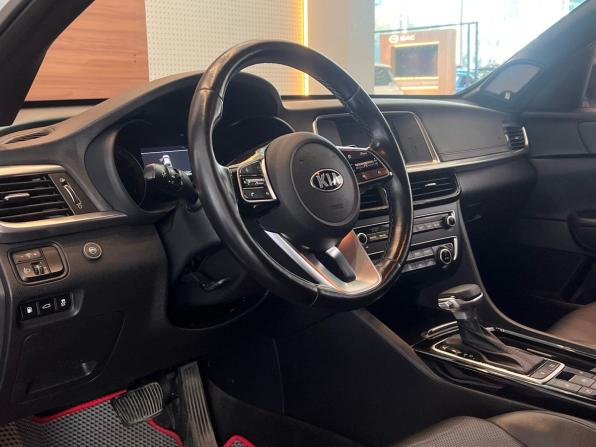 Kia Optima IV Рестайлинг с пробегом 2019 года, цена 2 199 900 рублей, 97136 км, седан, Автокод Объявления