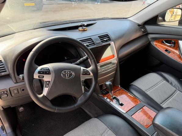Toyota Camry VI (XV40) с пробегом 2007 года, цена 877 000 рублей, 303700 км, седан, Автокод Объявления