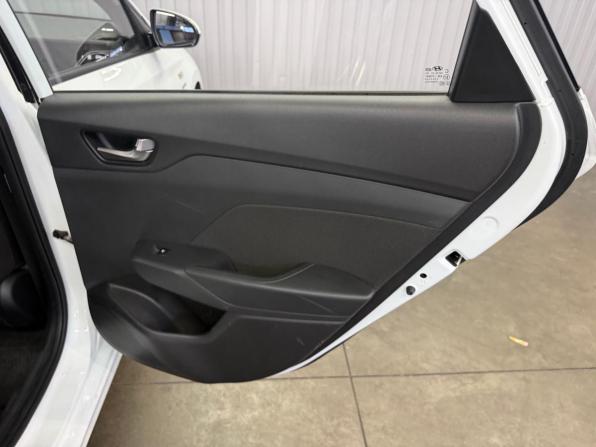 Hyundai Solaris II с пробегом 2019 года, цена 1 437 000 рублей, 130221 км, седан, Автокод Объявления