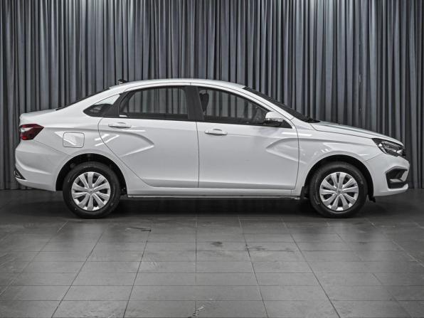 Lada (ВАЗ) Vesta I Рестайлинг (NG) с пробегом 2026 года, цена 1 650 000 рублей, 26 км, седан, Автокод Объявления