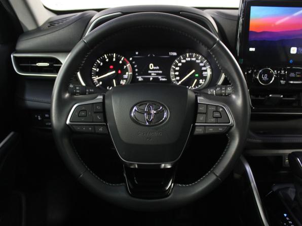 Toyota Highlander IV (XU70) с пробегом 2023 года, цена 5 000 000 рублей, 37357 км, внедорожник, Автокод Объявления