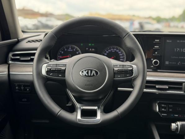 Kia K5 III с пробегом 2021 года, цена 2 150 000 рублей, 134637 км, седан, Автокод Объявления