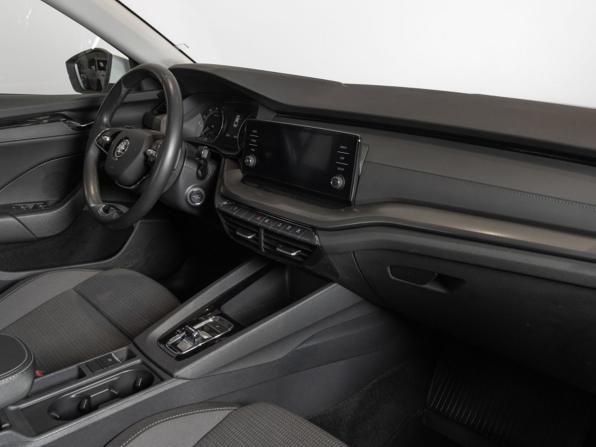 Skoda Octavia IV (A8) с пробегом 2021 года, цена 2 511 548 рублей, 80691 км, лифтбек, Автокод Объявления