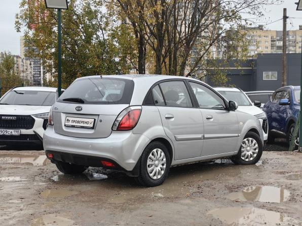 Kia Rio II Рестайлинг с пробегом 2010 года, цена 679 000 рублей, 133000 км, хэтчбек, Автокод Объявления