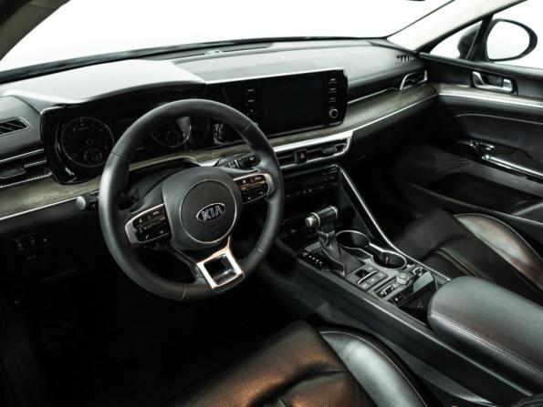 Kia K5 III с пробегом 2021 года, цена 2 349 700 рублей, 91360 км, седан, Автокод Объявления