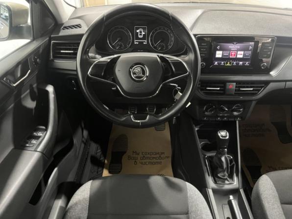 Skoda Rapid II с пробегом 2021 года, цена 1 585 000 рублей, 90750 км, лифтбек, Автокод Объявления