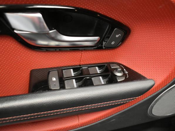 Land Rover Range Rover Evoque I с пробегом 2012 года, цена 2 150 000 рублей, 85000 км, внедорожник, Автокод Объявления