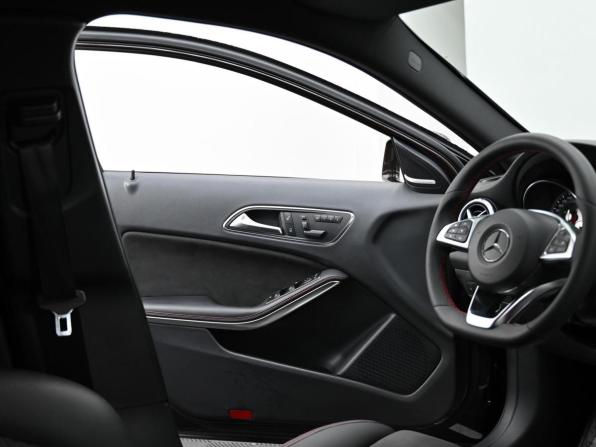 Mercedes-Benz GLA I (X156) с пробегом 2017 года, цена 2 049 000 рублей, 121000 км, внедорожник, Автокод Объявления