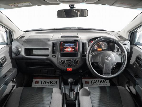 Nissan AD III Рестайлинг с пробегом 2017 года, цена 715 000 рублей, 147841 км, универсал, Автокод Объявления