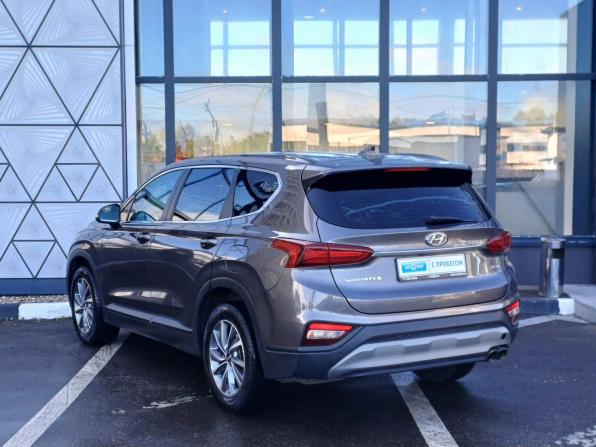 Hyundai Santa Fe IV с пробегом 2018 года, цена 2 499 000 рублей, 125200 км, внедорожник, Автокод Объявления