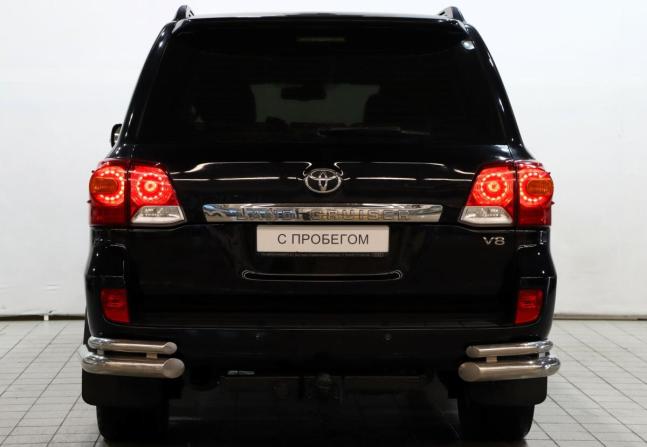 Toyota Land Cruiser 200 Series Рестайлинг 1 с пробегом 2012 года, цена 3 450 000 рублей, 338690 км, внедорожник, Автокод Объявления