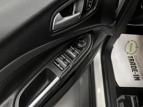 Ford Kuga II Рестайлинг с пробегом 2017 года, цена 1 760 000 рублей, 105099 км, внедорожник, Автокод Объявления
