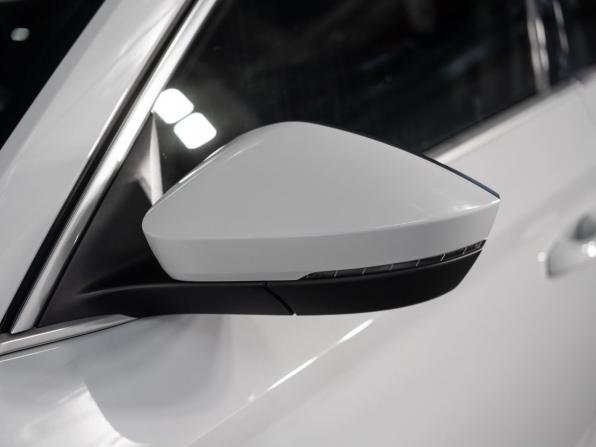 Skoda Superb III с пробегом 2016 года, цена 2 130 000 рублей, 109929 км, лифтбек, Автокод Объявления