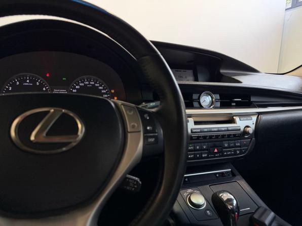 Lexus ES VI с пробегом 2012 года, цена 1 949 900 рублей, 180000 км, седан, Автокод Объявления