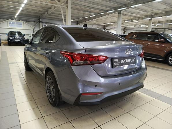 Hyundai Solaris II с пробегом 2018 года, цена 700 000 рублей, 280060 км, седан, Автокод Объявления