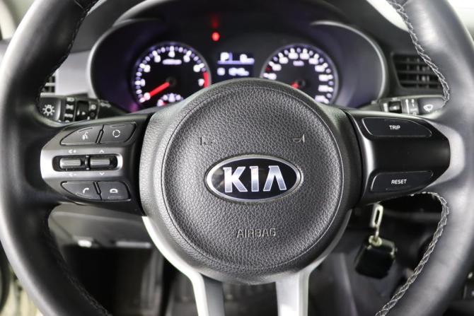 Kia Rio IV с пробегом 2018 года, цена 1 399 990 рублей, 79311 км, седан, Автокод Объявления