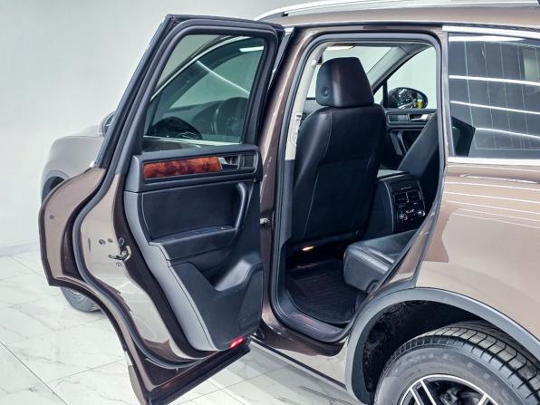 Volkswagen Touareg II с пробегом 2011 года, цена 2 225 000 рублей, 147252 км, внедорожник, Автокод Объявления