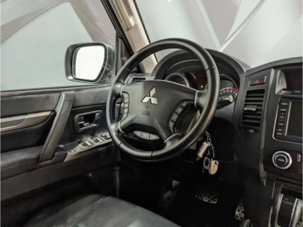 Mitsubishi Pajero IV с пробегом 2011 года, цена 1 949 000 рублей, 163000 км, внедорожник, Автокод Объявления