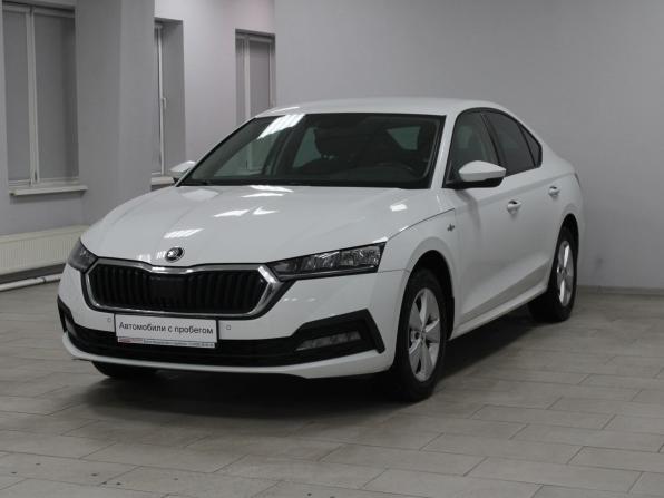 Skoda Octavia IV (A8) с пробегом 2021 года, цена 2 619 900 рублей, 64857 км, лифтбек, Автокод Объявления