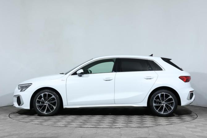 Audi A3 IV (8Y) с пробегом 2021 года, цена 2 900 000 рублей, 58505 км, хэтчбек, Автокод Объявления