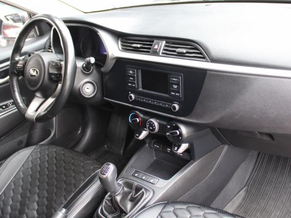 Kia Rio IV Рестайлинг с пробегом 2021 года, цена 1 339 000 рублей, 147063 км, седан, Автокод Объявления