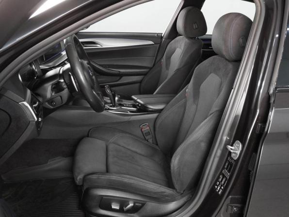 BMW 5 серии VII (G30/G31/G38) с пробегом 2018 года, цена 2 830 000 рублей, 221214 км, седан, Автокод Объявления