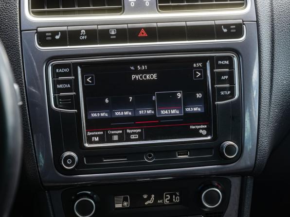 Volkswagen Polo V Рестайлинг с пробегом 2018 года, цена 1 320 000 рублей, 157321 км, седан, Автокод Объявления