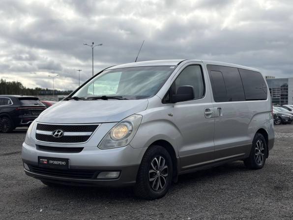 Hyundai H-1 II с пробегом 2008 года, цена 895 000 рублей, 454000 км, минивэн, Автокод Объявления