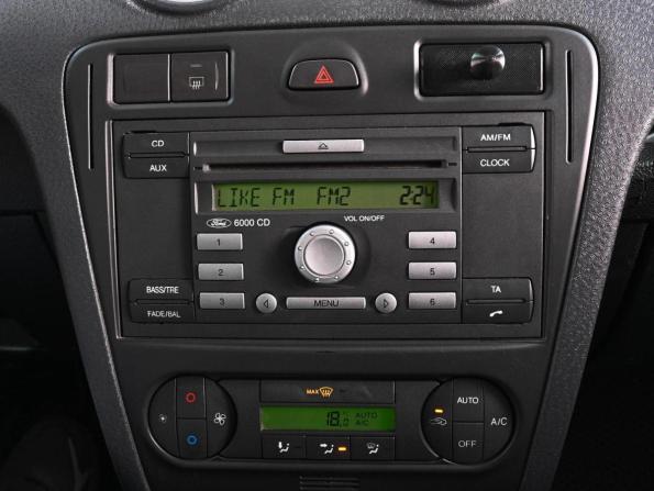 Ford Fusion I Рестайлинг с пробегом 2007 года, цена 525 000 рублей, 262847 км, хэтчбек, Автокод Объявления
