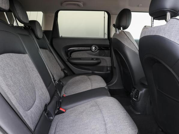 Mini Clubman II Рестайлинг с пробегом 2021 года, цена 2 398 000 рублей, 49056 км, универсал, Автокод Объявления
