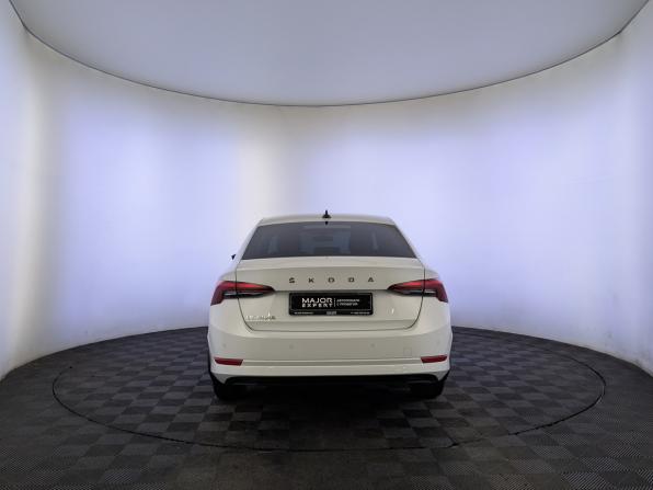 Skoda Octavia IV (A8) с пробегом 2021 года, цена 2 025 000 рублей, 116784 км, лифтбек, Автокод Объявления