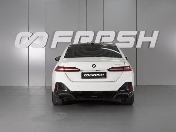 BMW 5 серии VIII (G60/G61/G68) с пробегом 2024 года, цена 7 918 000 рублей, 16015 км, седан, Автокод Объявления
