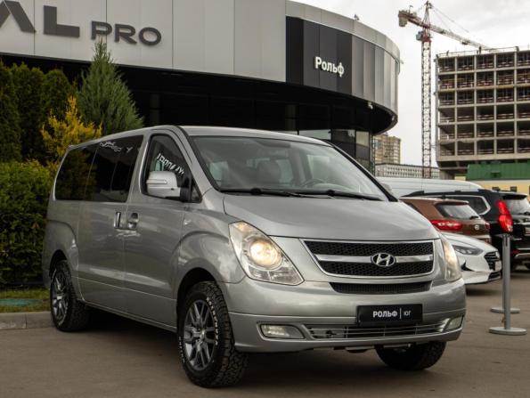 Hyundai Grand Starex I с пробегом 2014 года, цена 1 918 000 рублей, 270465 км, минивэн, Автокод Объявления