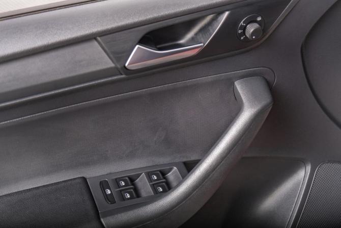 Volkswagen Polo VI с пробегом 2020 года, цена 1 649 000 рублей, 48000 км, лифтбек, Автокод Объявления