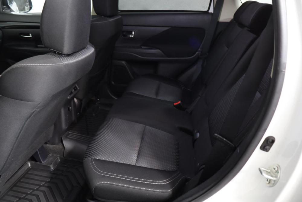 Mitsubishi Outlander III Рестайлинг 3 Санкт-Петербург  - изображение 14