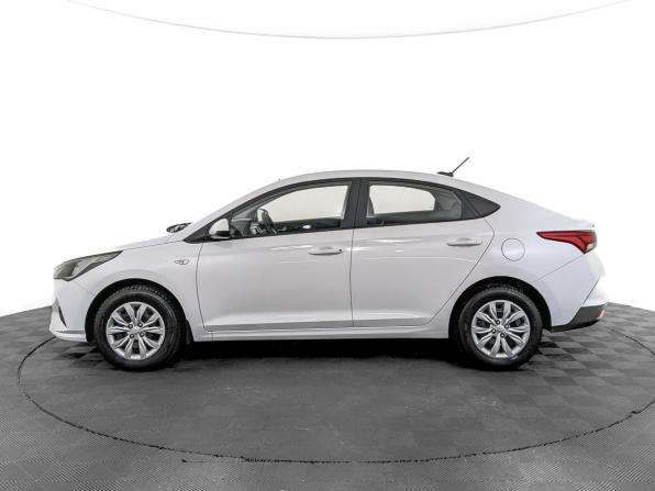 Hyundai Solaris II Рестайлинг с пробегом 2022 года, цена 1 575 000 рублей, 69491 км, седан, Автокод Объявления