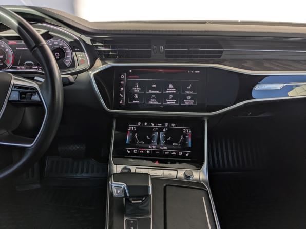 Audi A6 V (C8) с пробегом 2022 года, цена 4 264 000 рублей, 99756 км, седан, Автокод Объявления