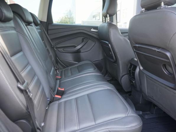 Ford Kuga II Рестайлинг с пробегом 2017 года, цена 1 405 000 рублей, 178646 км, внедорожник, Автокод Объявления