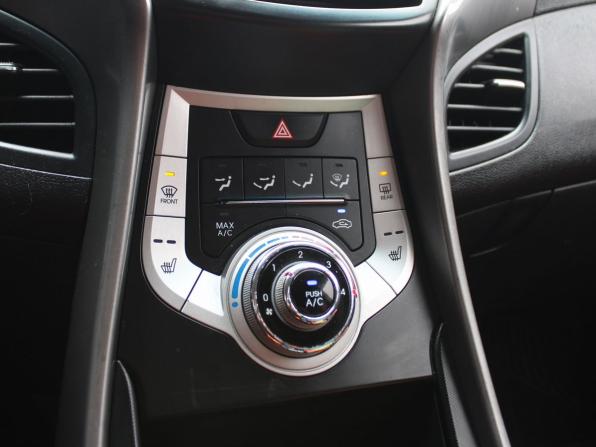 Hyundai Elantra V (MD) с пробегом 2011 года, цена 789 000 рублей, 217733 км, седан, Автокод Объявления